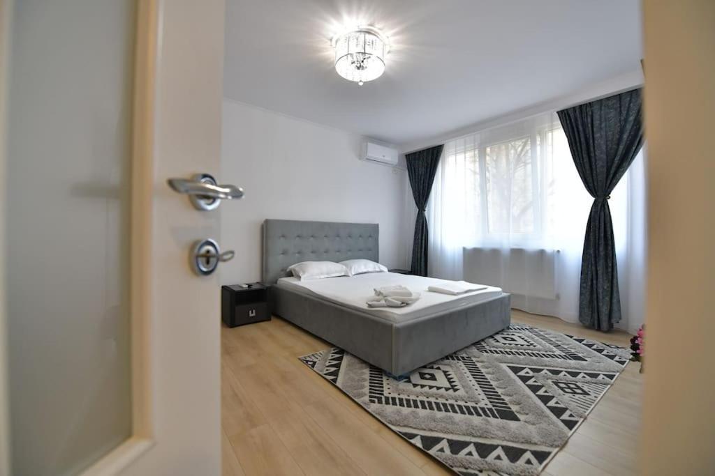 Luxury Studio / M Romancierilor Bukarest Exterior foto